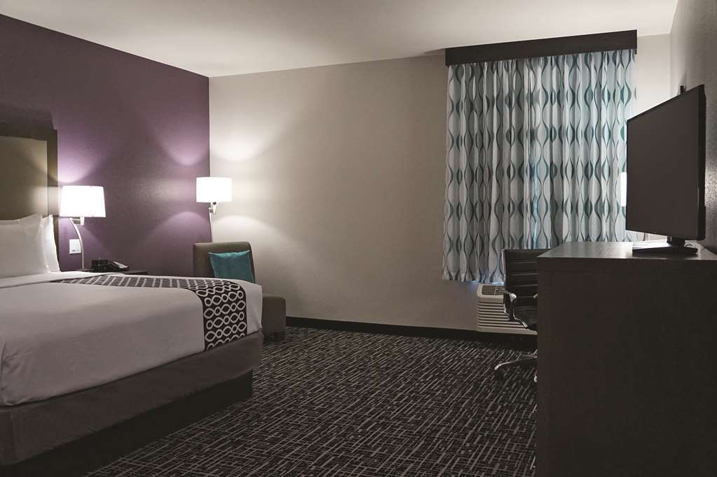 La Quinta By Wyndham Dallas Plano - The Colony Szoba fotó